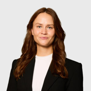 brunette woman smiling